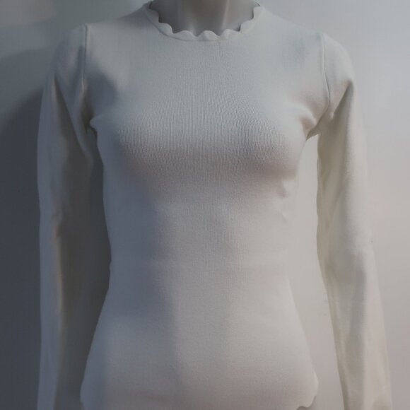 NWT Womens Minnie Rose White Scalloped Neck Hem Viscose Knit Blend Sweater M - Picture 3 of 9